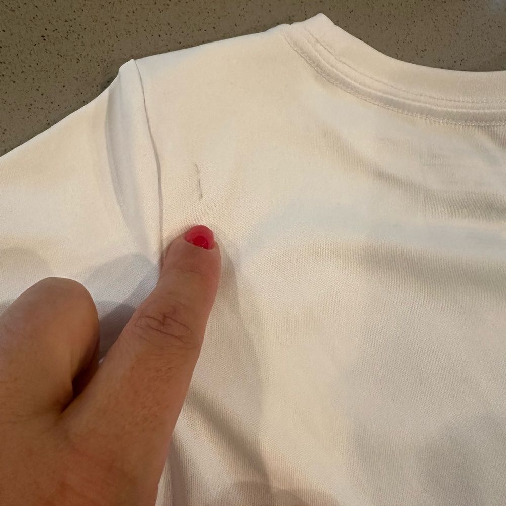 Adidas Boy's White Shortsleeve Logo T Shirt Size 18 months - Picture 5 of 5